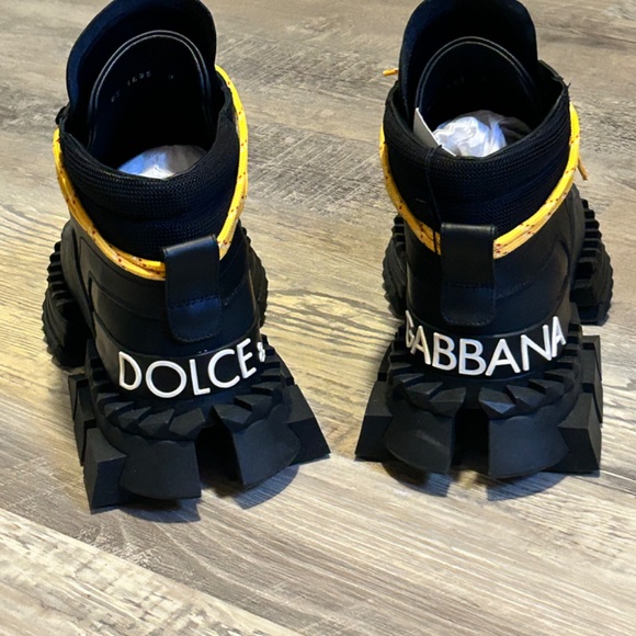 Dolce and Gabbana sneakers - Picture 14 of 16